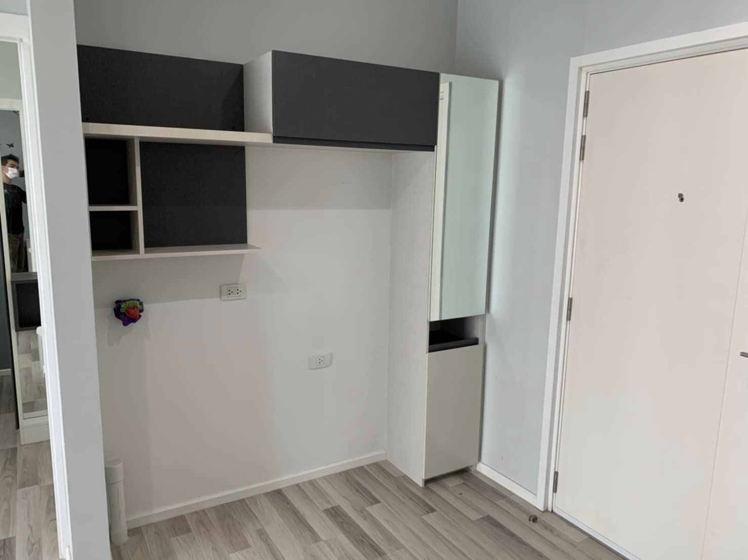 ให้เช่าคอนโด The Key Wutthakat (เดอะ คีย์ วุฒากาศ) - ตกแต่งเฟอร์ครบทาสีใหม่มีเครื่องซักผ้า - การเดินทาง: ใกล้ รถไฟฟ้า BTS วุฒากาศ