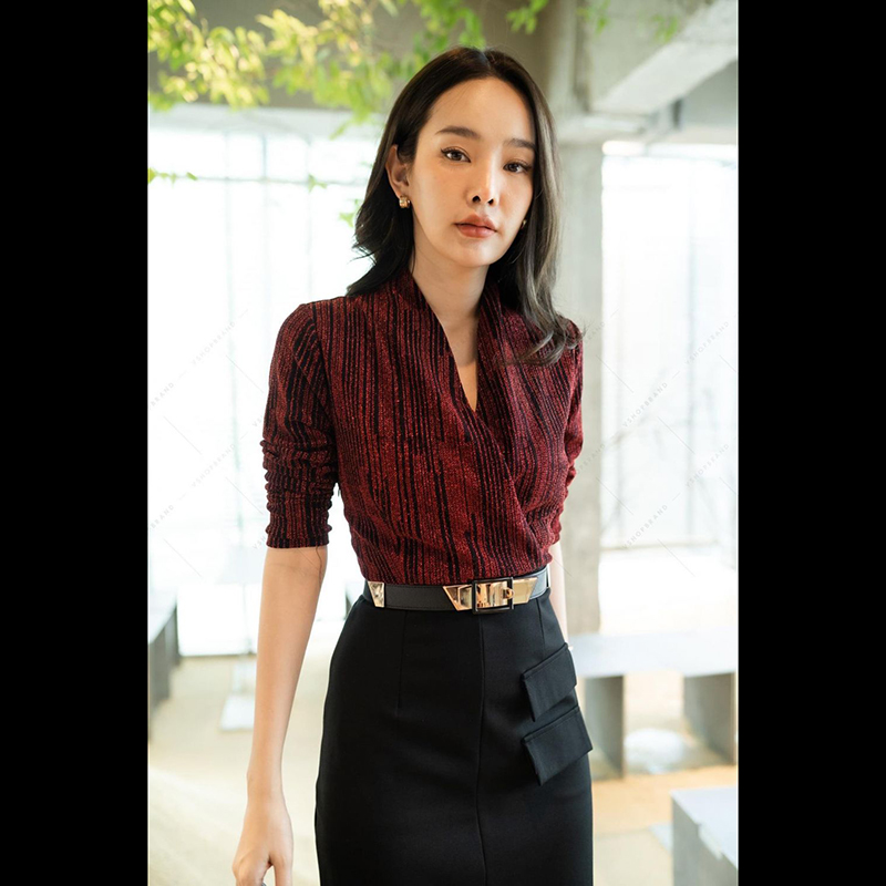 kudapy แม็กซี่เดรสสั้นสีแดง/สีทอง/สีดำ ช่วงบนใช้ผ้าวิ้งเย็บซับติด ไม่คันแน่นอนค่ะ