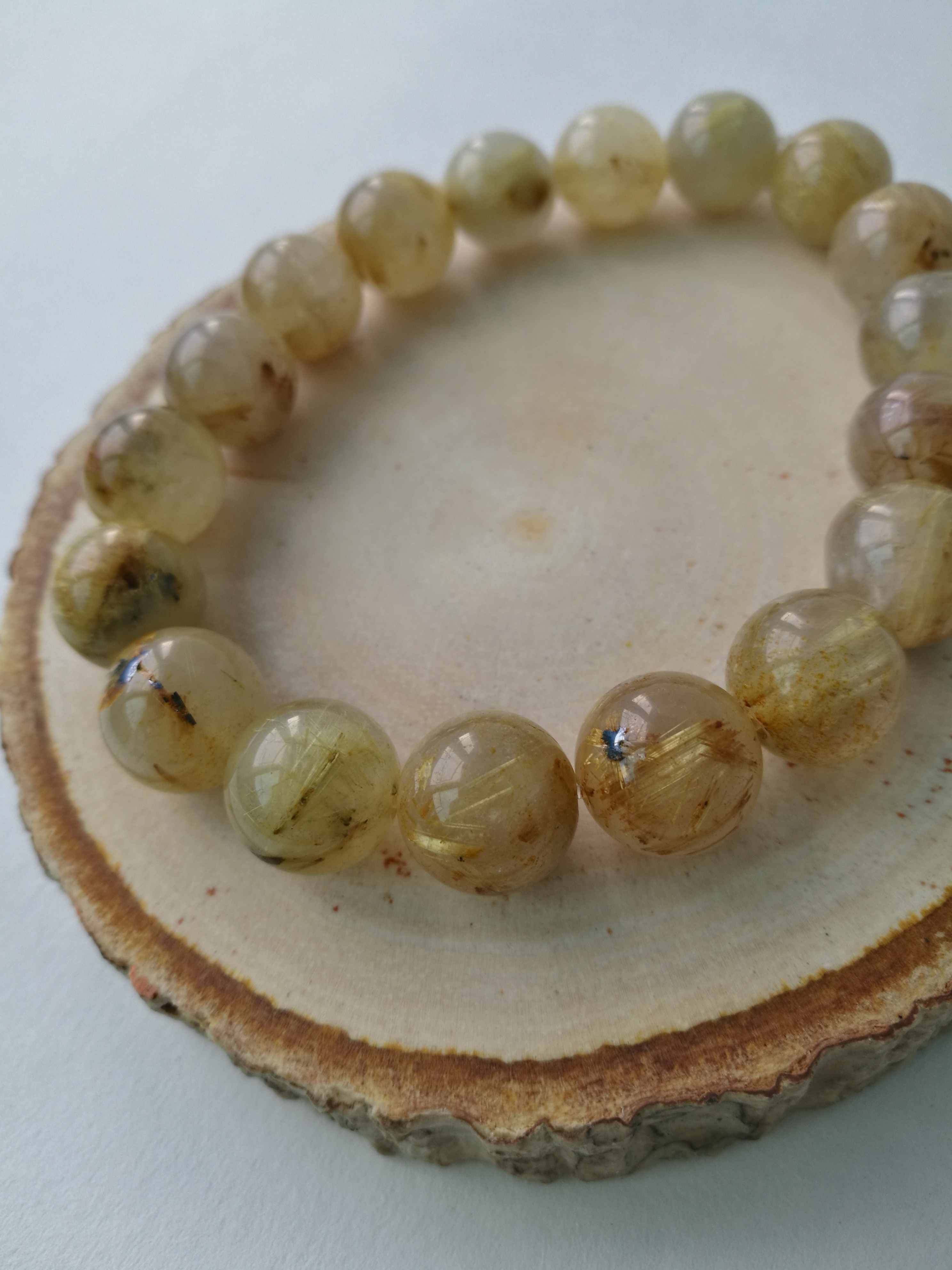 สร้อยข้อมือไหมทอง