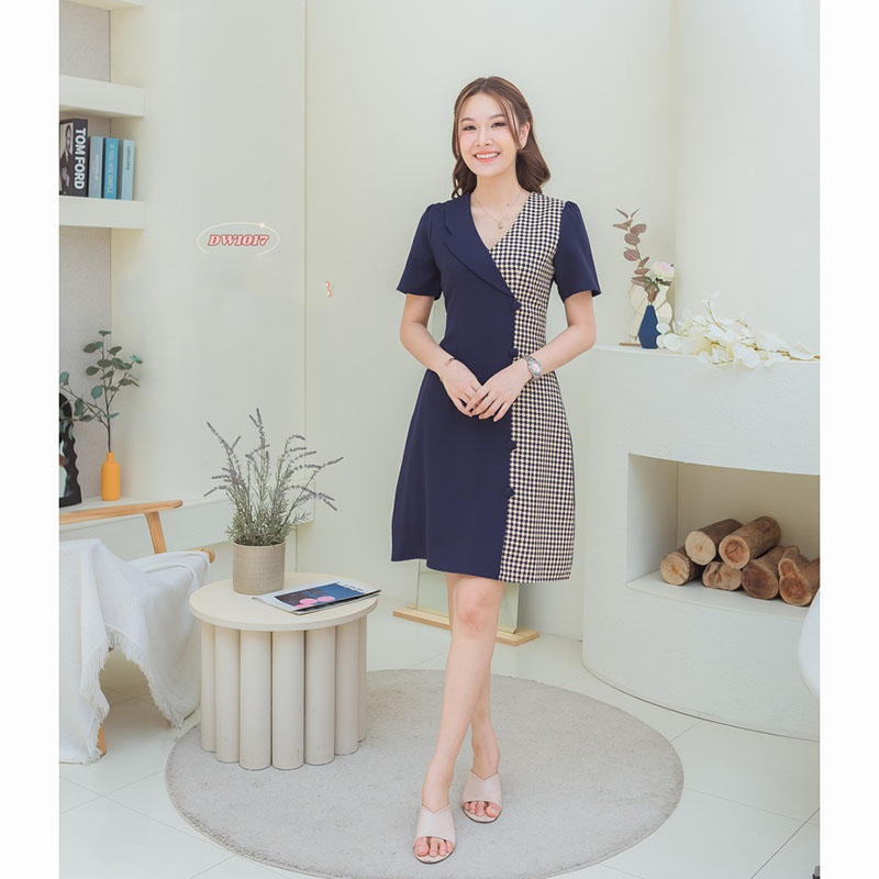 kudapy เดรสสั้นสีชมพู/สีกรม/สีน้ำตาล ทูโทนลายสก๊อต ทรงเข้ารูป มีซับใน งานซิปด้านหลัง