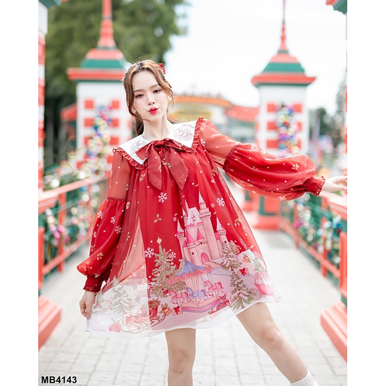 kudapy เดรสสั้นสัแดง collection คริสมาตส์ 1 มาคู่กับกางเกงสั้น สวยดูดี