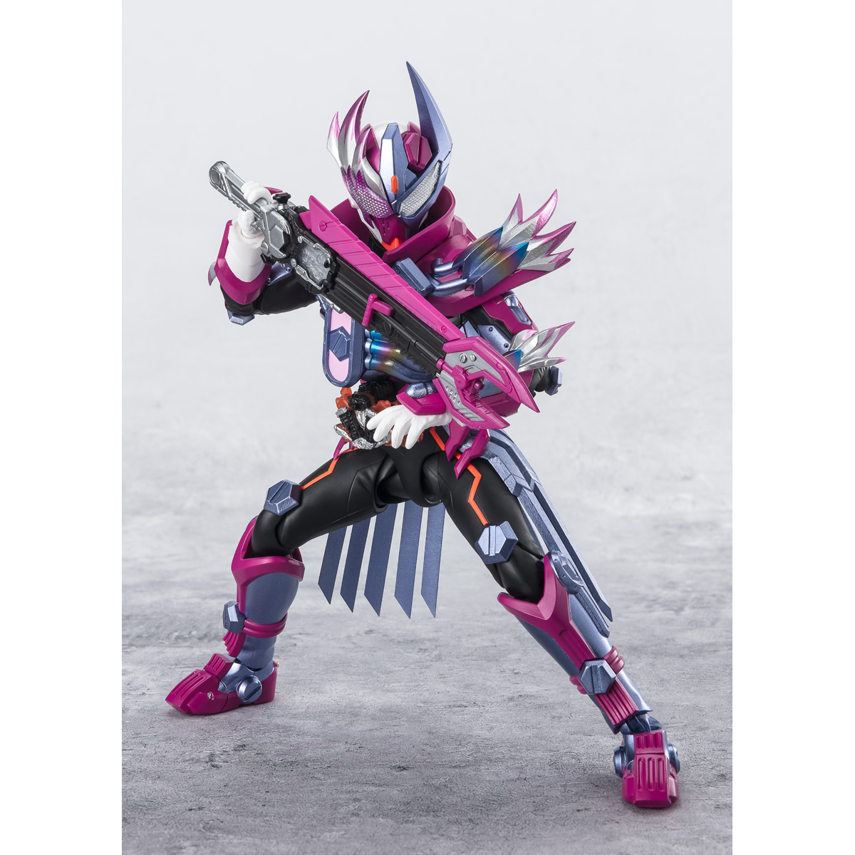 Bandai 4573102661036 p-bandai s.h.figuarts kamen rider valvarad
