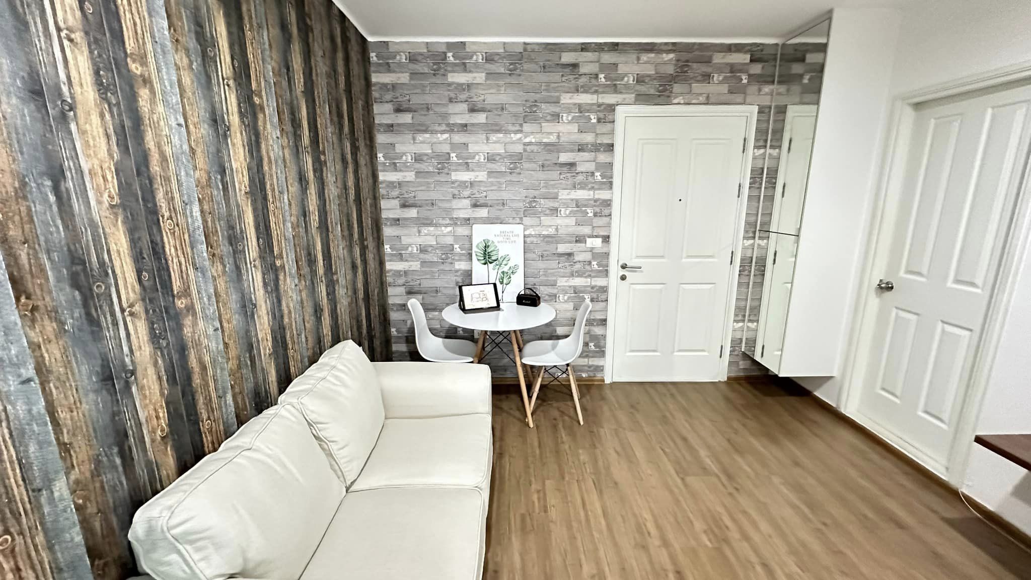 ปล่อยเช่าคอนโด U Delight Rattanathibet (ยู ดีไลท์ รัตนาธิเบศร์) - 1ห้องนอน 1ห้องน้ำ 1ห้องนั่งเล่น 1ห้องครัว - ใกล้ MRT ศูนย์ราชการนนทบุรี - ขนาดห้อง 30.5 ตรม. ชั้น 21 ตึก B