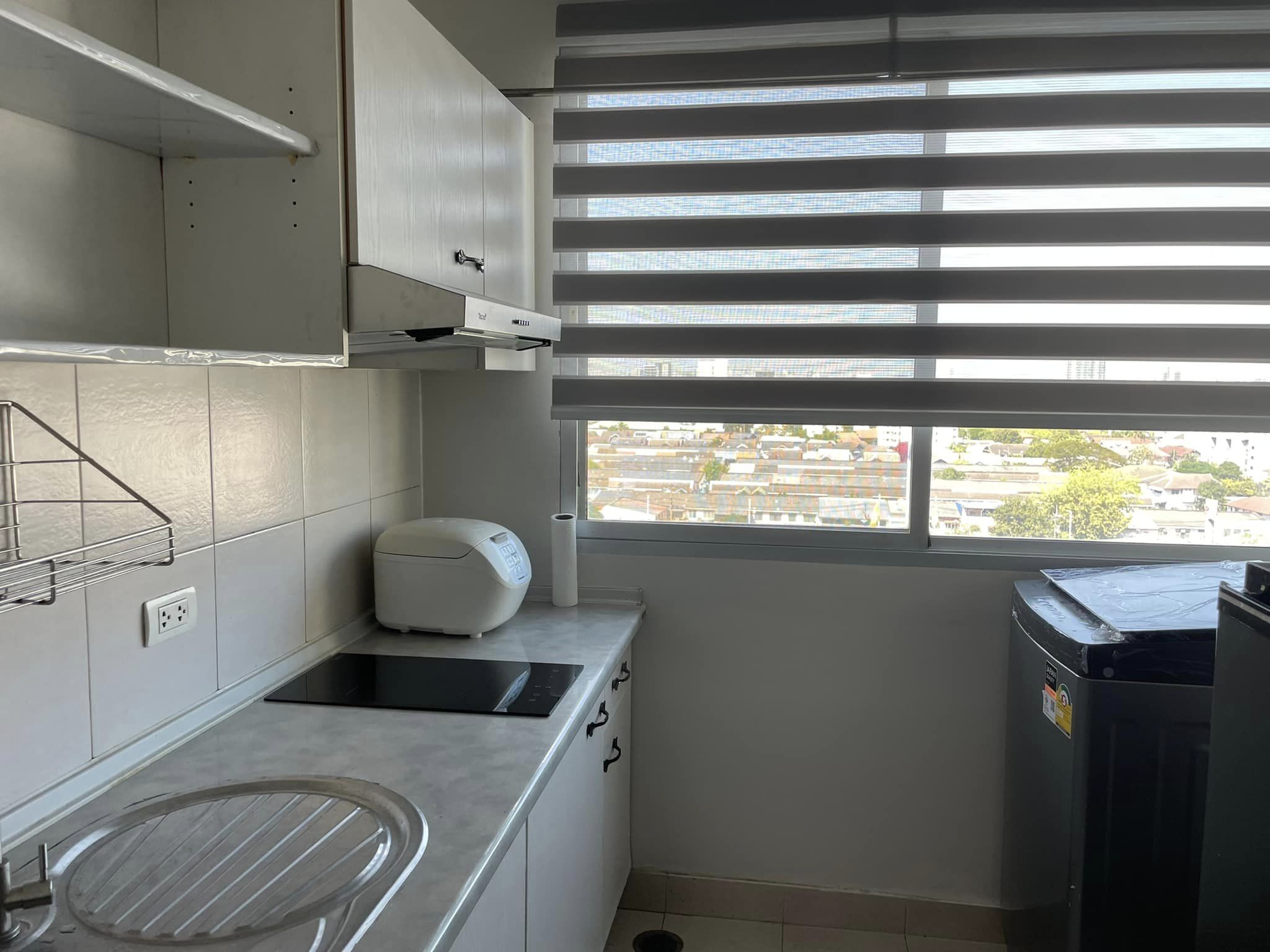 ให้เช่า Supalai Park Kaset (ศุภาลัย ปาร์ค เกษตร) เครื่องซักไฟฟาครบมีเครื่องซักผ้า