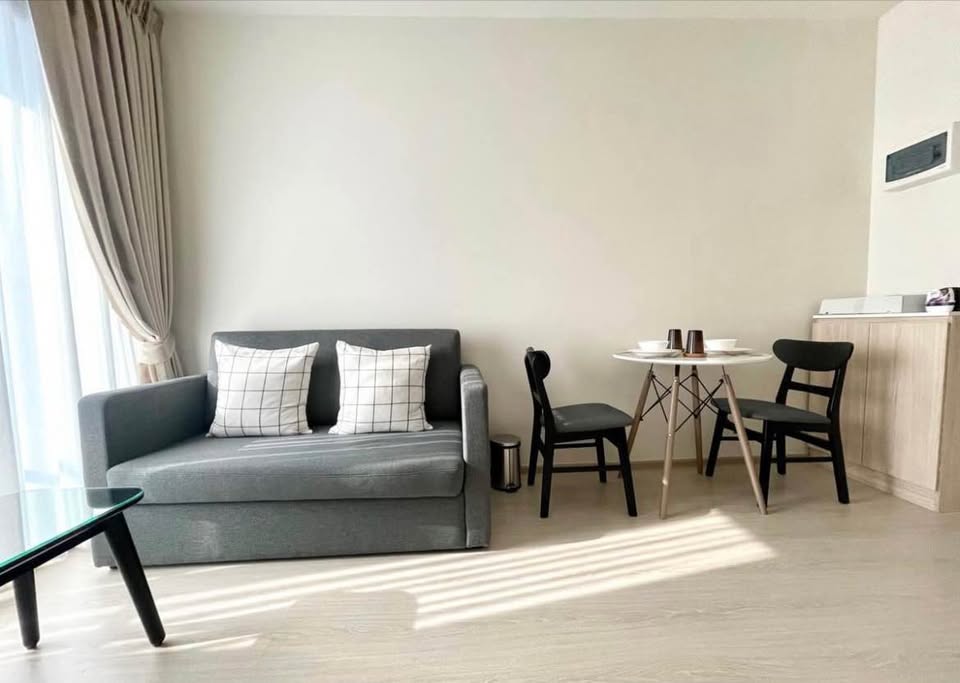 ปล่อยเช่า NUE Noble Ratchada-Lat Phrao : นิว โนเบิล รัชดา-ลาดพร้าว - โซนพื้นที่ MRT ลาดพร้าว 1ห้องนอน 1ห้องน้ำ - ขนาดห้อง 26 ตรม. ชั้น 19 - ให้เช่า 16,000 ต่อเดือน