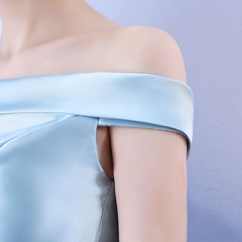 kudapy เดรสสั้นสีฟ้า ทรงปาดไหล่กระโปรงบานแบ๊วๆ งานผ้าไหมเทียมเนื้อหนามีซับใน เสริมฟองน้ำ ด้านหลังเป็นเชือกปรับสายให้เข้ารูป