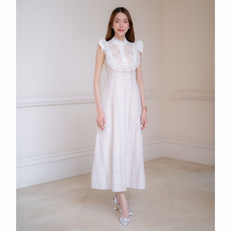 kudapy เดรสยาวสีขาว/สีดำ ลูกไม้กระโปรงบานยาว ลายดอกไม้เต็มชุด ซิมหลังใส่ออกงาน ใส่เที่ยวสวยดูดีมากๆ