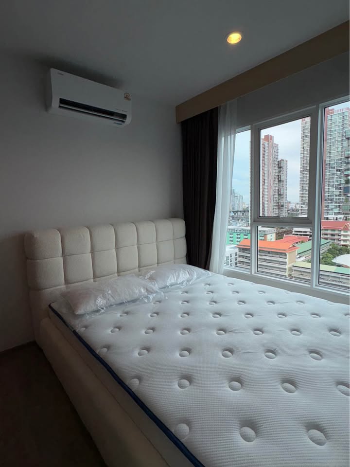 ให้เช่าคอนโด Regent Home Bangna (รีเจ้นท์โฮม บางนา) โซน รถไฟฟ้า BTS บางนา ห้องแบบ 1ห้องนอน / 1ห้องน้ำ / โซนครัวปิด ขนาดห้อง 28 ตรม. ชั้น 14 ตึก D