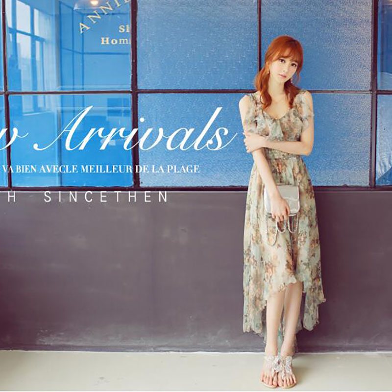 kudapy เดรสสั้น สีเขียว ผ้าชีฟองหน้าสั้นหลังยาว คอวีระบาย ลายดอกไม้น้ำตาลอมเหลือง สวยหวานดูดี