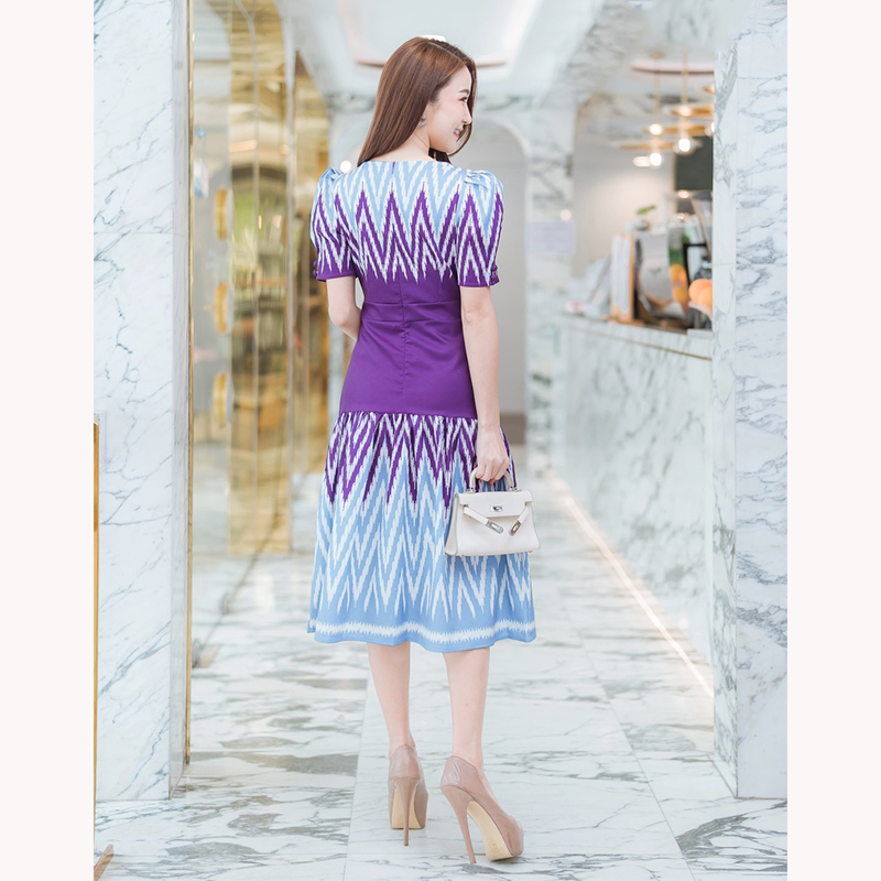 kudapy เดรสสั้นผ้าไทยคอกลมกว้างสีม่วง/สีชมพู สายรัดเอวลายไทยใส่สบายสวยดูดี