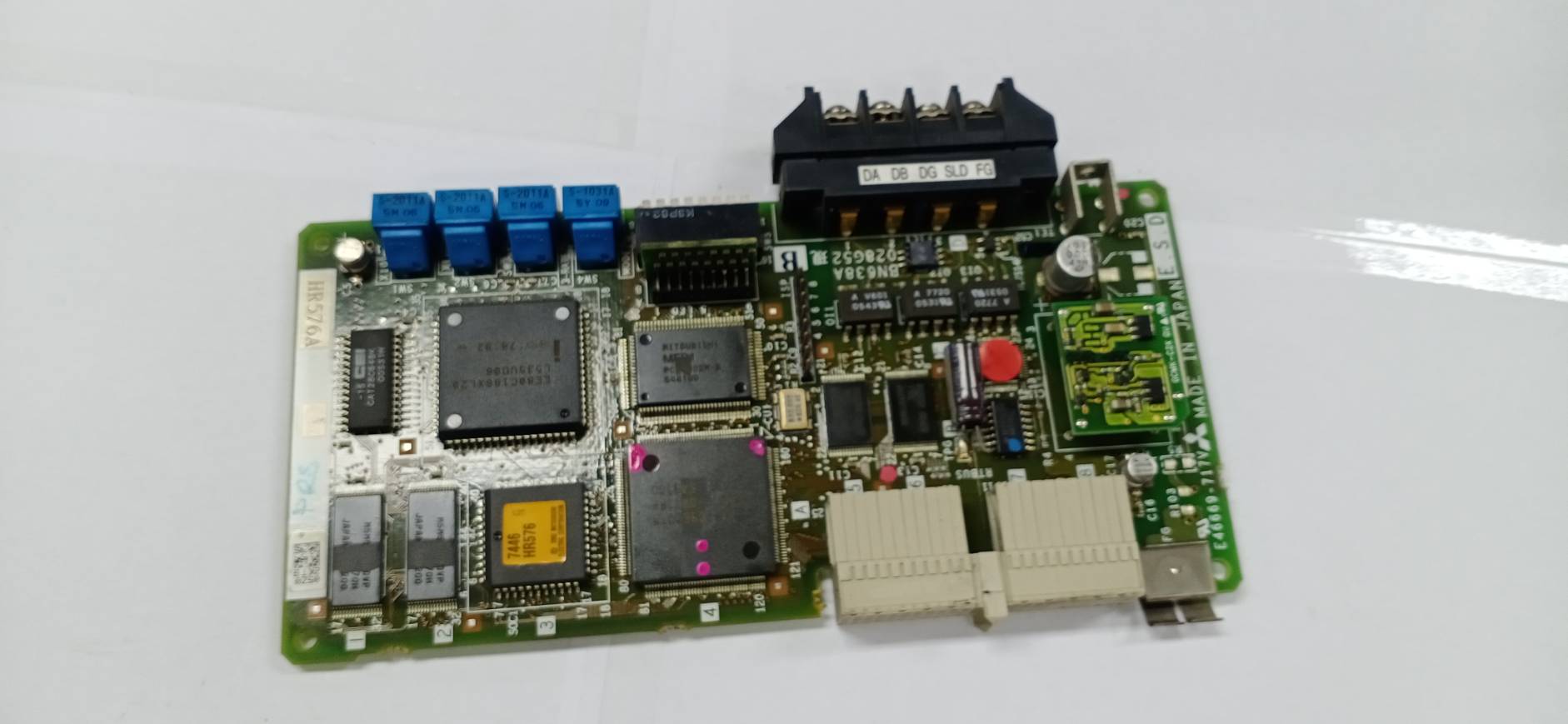 MITSUBISHI HR576 / HR576A