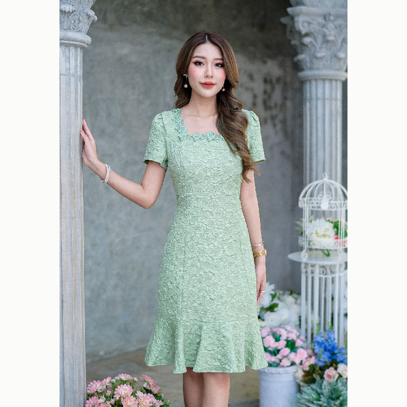 kudapy เดรสสั้นสีโอรส/สีเขียวพาสเทล ลายดอกไม้เนื้อนิ่ม ดีไซน์แขนสั้นชายระบาย ทรงสวยยอดฮิต