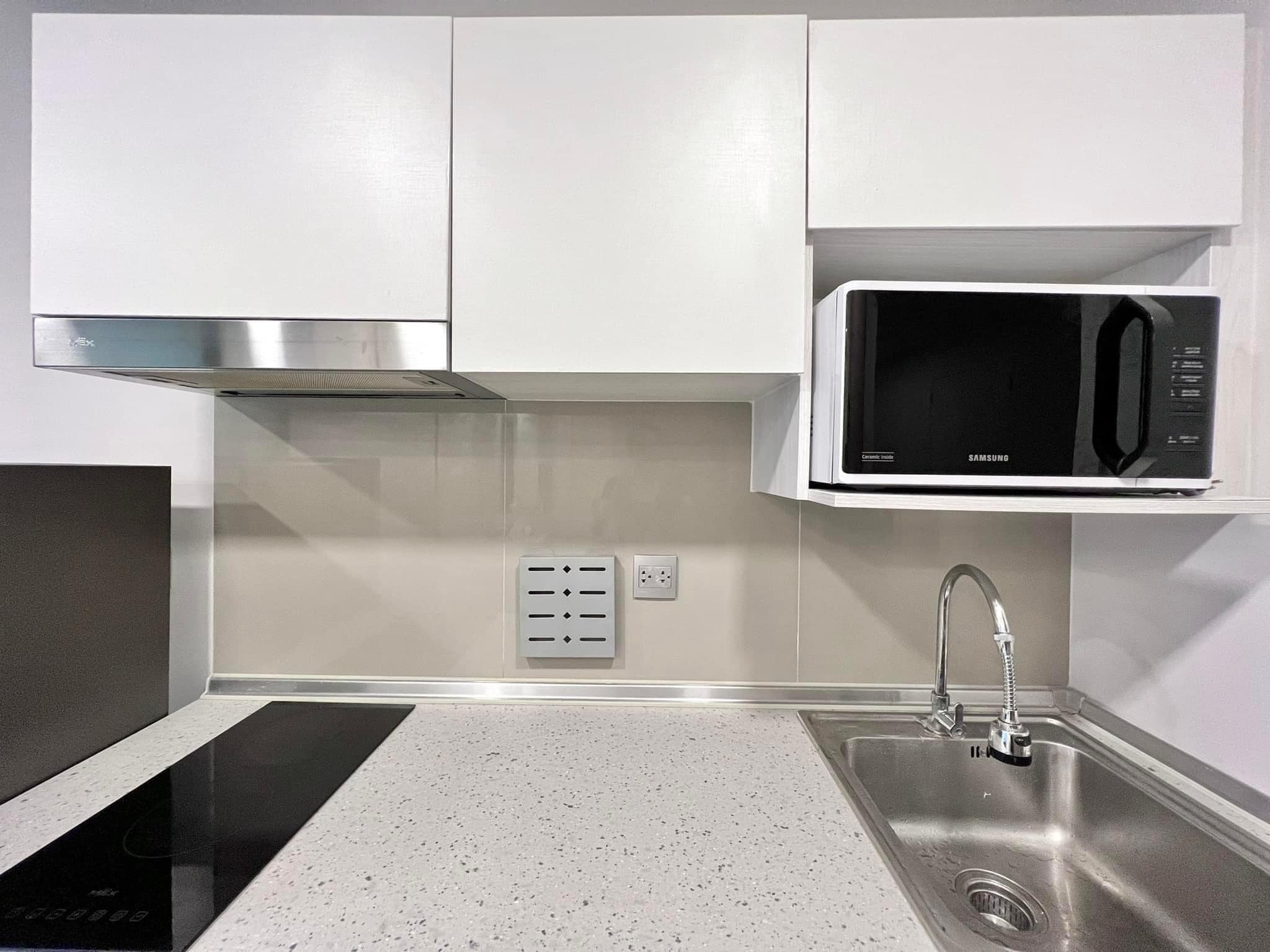 ให้เช่า Atmoz Chaengwattana (แอทโมซ แจ้งวัฒนะ) ตึกBชั้น4วิวสวน พร้อมเข้าอยู่