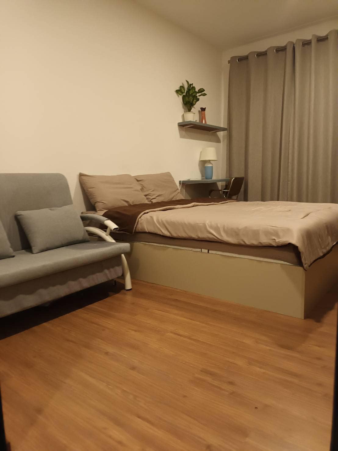 ให้เช่าคอนโด ดิ ออริจิ้น ราม 209 อินเตอร์เชนจ์ (The Origin Ram 209 Interchange) - ตกแต่งเฟอร์ครบห้องน่าอยู่มีเครื่องซักผ้า