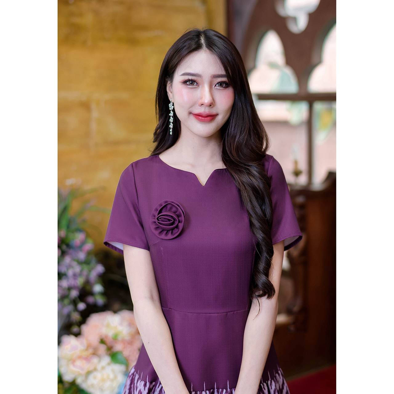 kudapy เดรสสั้นสีเปลือกมังคุด/สีกรม ผ้าพิมพ์ลายไทย เนื้อผ้าโพพลีผสมเนื้อเบาผ้าไม่หยาบใส่สบาย