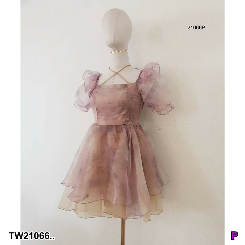 kudapy เดรสสั้นสีขาว/สีชมพู/สีเทา แขนตุ๊กตา ผ้าย่นแต่งกลิตเตอร์ ใส่แล้วไม่ร้อน โทนสีใส่ง่าย ดีไซน์สวย