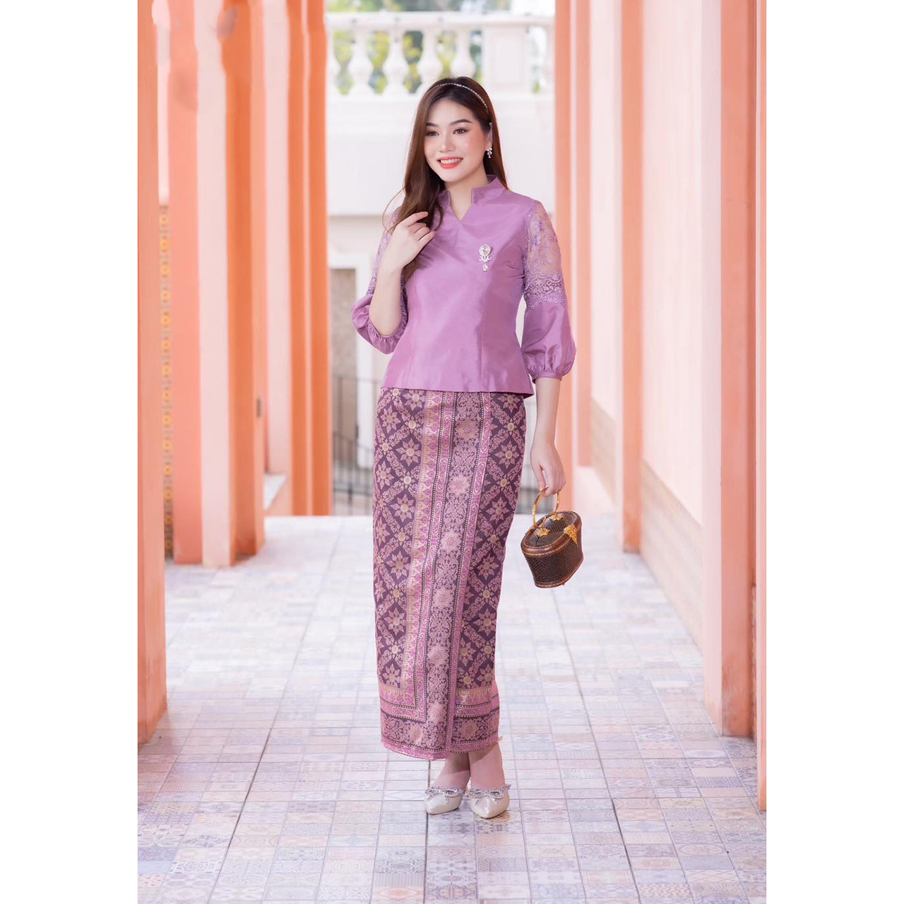 kudapy เสื้อลูกไม้ ออกงาน ชุดไปวัด ทำบุญ ผ้าลูกไม้ เสื้อลูกไม้ เนื้อไหมญี่ปุ่น เกรดพรีเมี่ยม (เฉพาะเสื้อ)