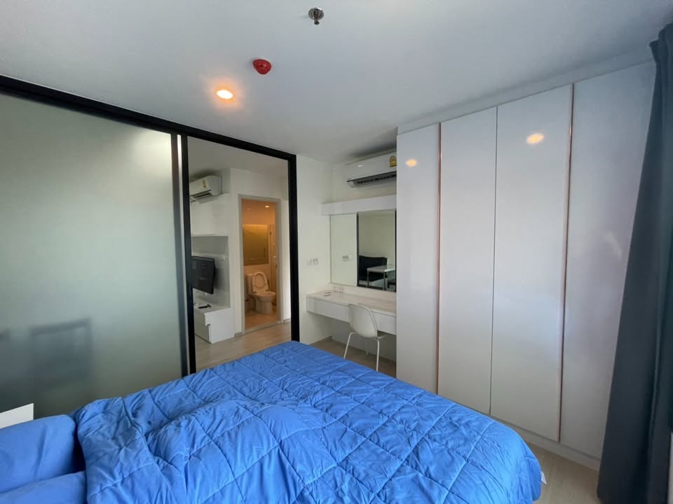 ให้เช่าคอนโด Life Asoke (ไลฟ์ อโศก) โซน รถไฟฟ้า MRT เพชรบุรี / มศว 1ห้องนอน / 1ห้องน้ำ ขนาดห้อง 29 ตรม. ชั้น 31