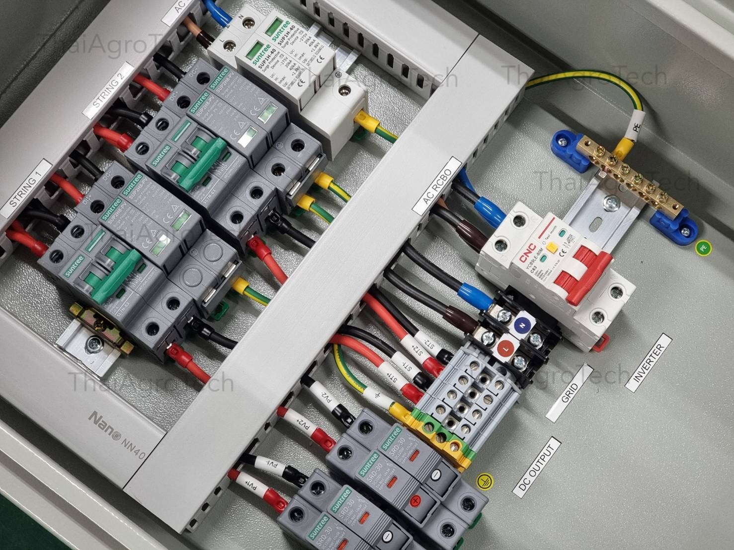 ตู้คอมบายเนอร์ AC-DC Combiner box 6-8-10-15Kw แบบ 2 String DC 800V, 1Phase สำหรับระบบโซล่าเซลล์ออนกริดขนาด 6-8-10-15 กิโลวัตต์ 1 เฟส