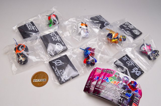 (เหลือ1ชิ้น ทักแชทก่อนโอน) COLLE CHARA! KAMEN RIDER SERIES Aแบบครบเซ็ต ( 1เซ็ตจะมี 6 แบบ)