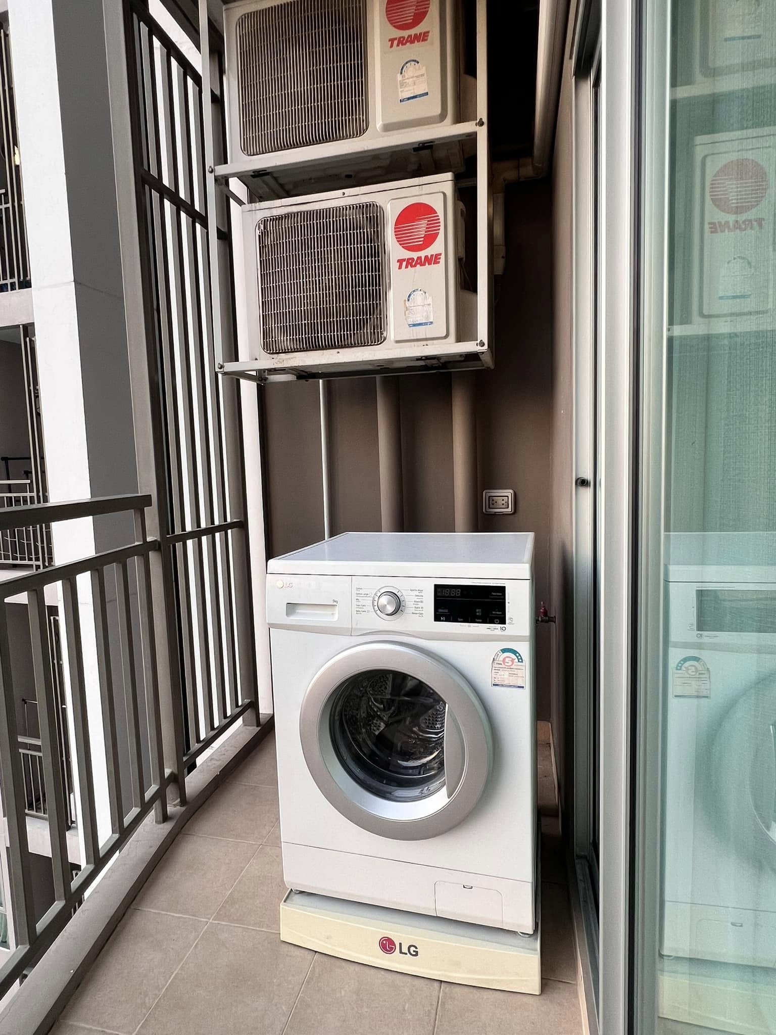 ให้เช่าห้องแบบ 1ห้องนอน 1ห้องน้ำ 1ครัวแยก โซนพื้นที่ MRT พระราม 9 คอนโด Supalai Veranda Rama 9 (ศุภาลัย เวอเรนด้า พระราม 9) ขนาดห้อง 37 ตรม. ชั้น 21 ตึก B