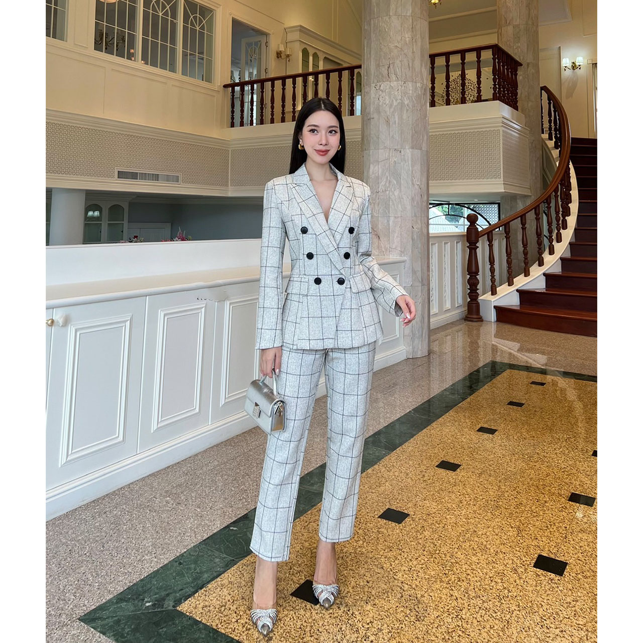 kudapy ชุดเซ็ทเสื้อ Blazer + กางเกงขายาวทรงบอกเล็ก กางเกงซิปตะขอหน้า ใส่สบาย มีซับในเสื้อและกางเกง