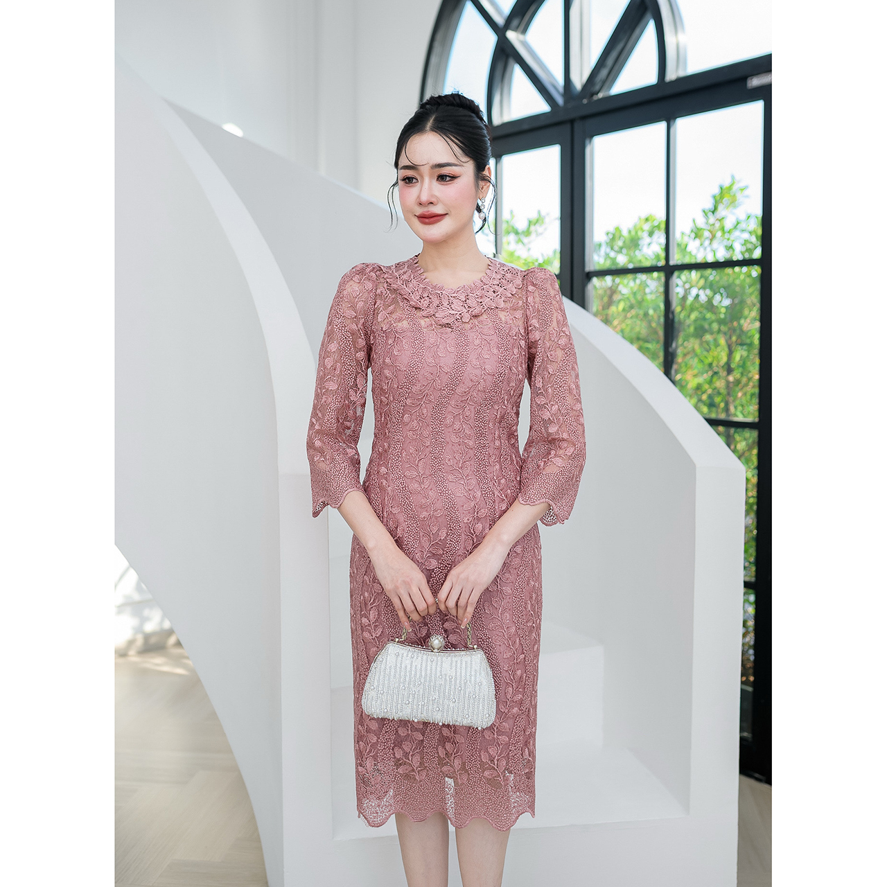 kudapy เดรสลูกไม้เลื่อมพรีเมี่ยมใบไม้ ลายใบไม้เถาวัล งานพรีเมี่ยม ทรงสวยใส่เข้ารูปเข้าทรง