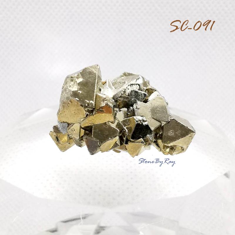 ไพไรต์ (Pyrite Octahedra Peru)