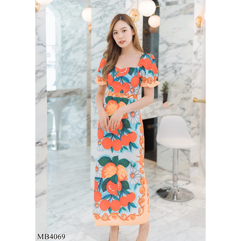 kudapy เดรสยาวสีขาว แขนตุ๊กตาลายผลไม้