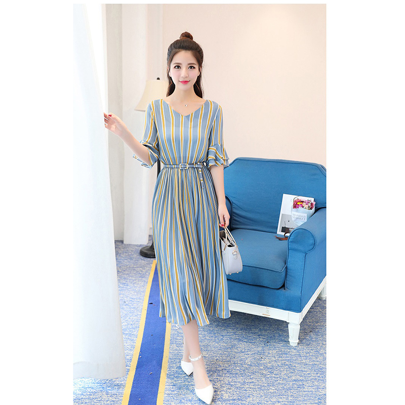 kudapy เดรสยาวฟ้า-ชมพู ผ้าชีฟอง จั้มเอว แต่งระบายแขน2ชั้น ช่วงบนบางนิดหน่อยไม่มีซับใน ช่วงกระโปรงมีซับใน