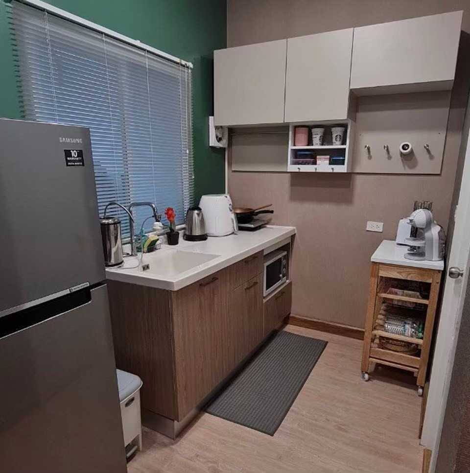 ให้เช่าเช่าบ้านทาวน์โฮม (The Connect ) เดอะคอนเนค รามอินทรา-มีนบุรี 2 ราคาเช่า 26,000 บาท/เดือน (สัญญารายปี) 17.80 ตรว. พื้นที่ใช้สอย 52 ตรม. 3 ห้องนอน 2 ห้องน้ำ 2 ที่จอดรถ