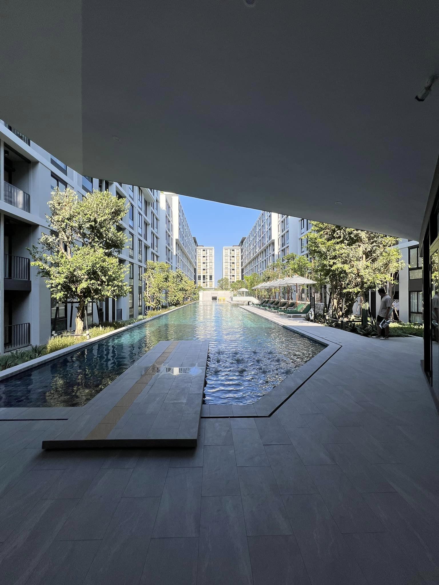 ปล่อยเช่าคอนโด Nue Cross Khu Khot Station (นิว ครอส คูคต สเตชัน) - ห้องใหม่เฟอร์เครื่องใช้ไฟฟ้าครบครั้น - ใกล้ ติดรถไฟฟ้า BTS คูคต