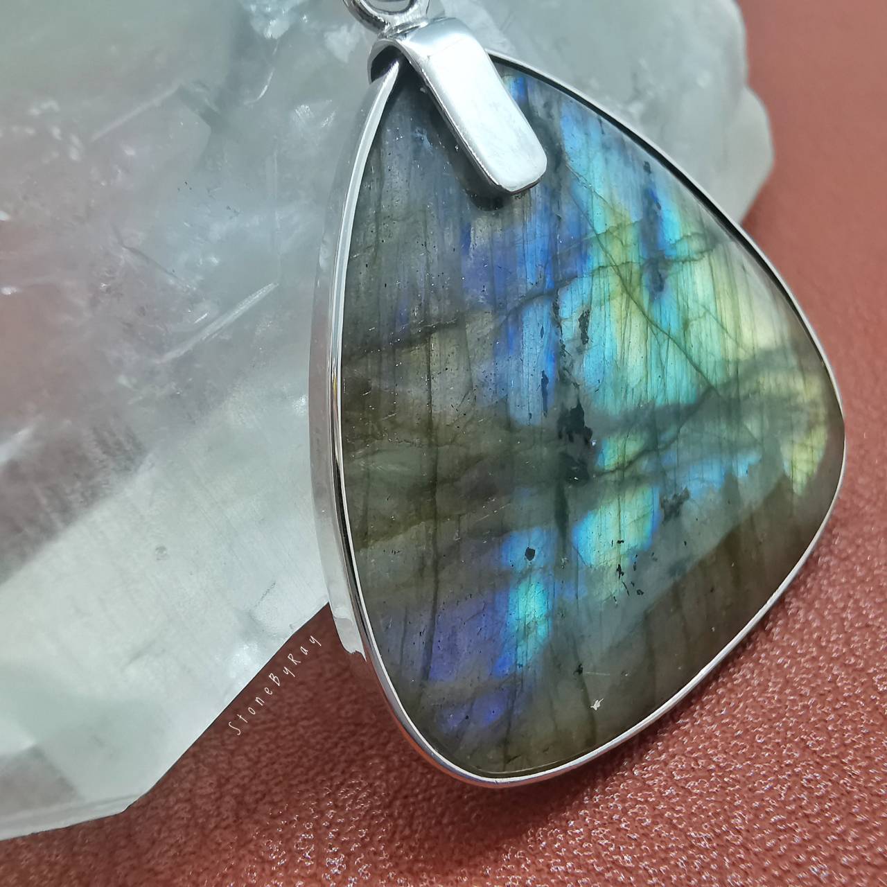 สร้อยคอเงินจี้หินลาบราโดไลท์ Labradorite