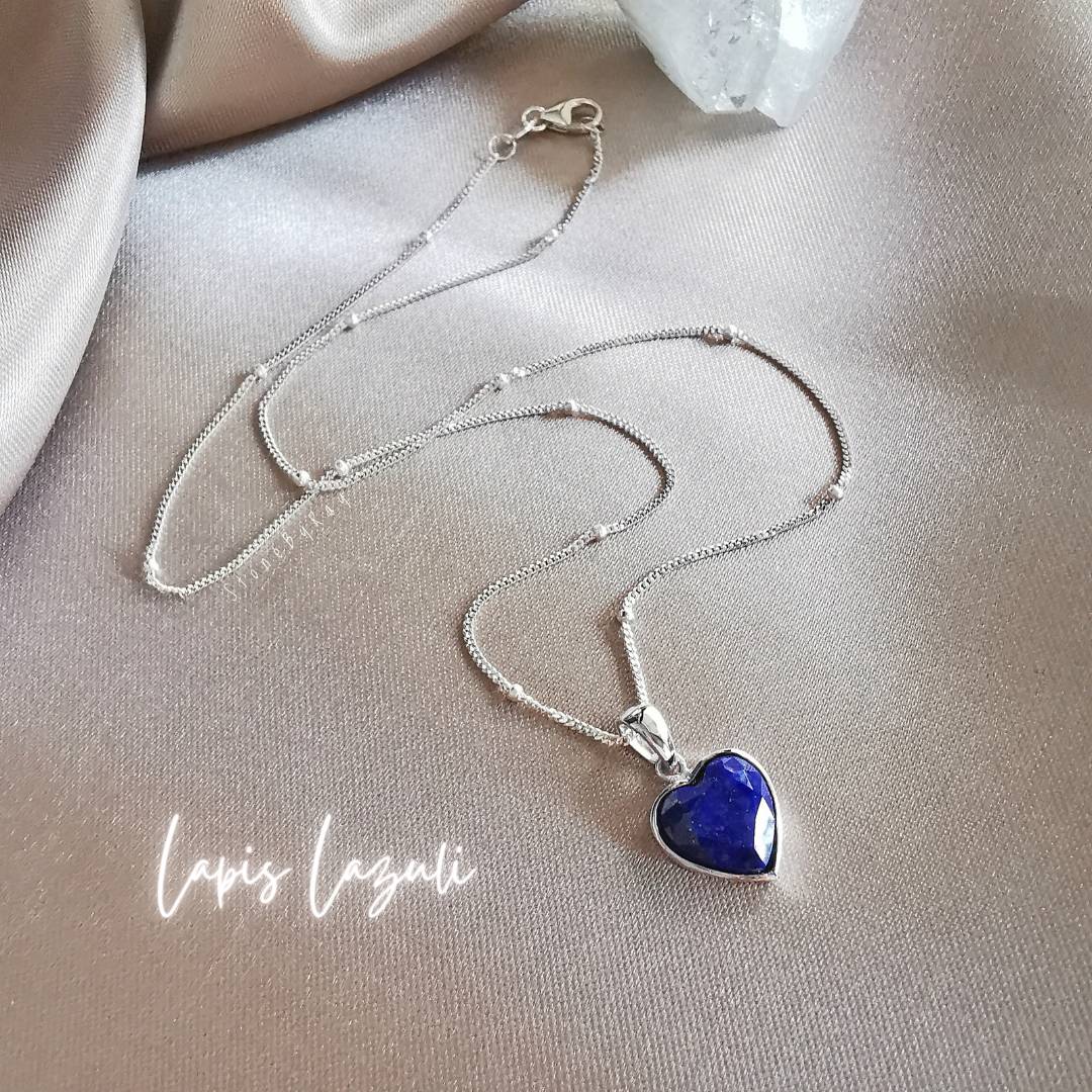 สร้อยคอเงินจี้หินลาพิสลาซูลีทรงหัวใจ Lapis Lazuli