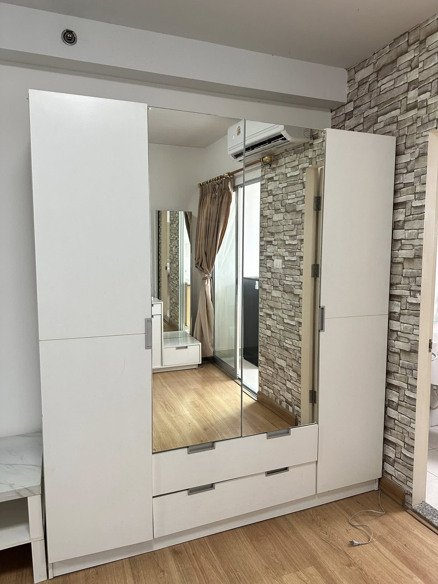 ให้เช่าคอนโด Supalai Park Kaset (ศุภาลัย ปาร์ค เกษตร) โซนพื้นที่ ม.เกษตร BTS เสนานิคม ห้องแบบ Studio / 1ห้องน้ำ / โซนครัวปิด