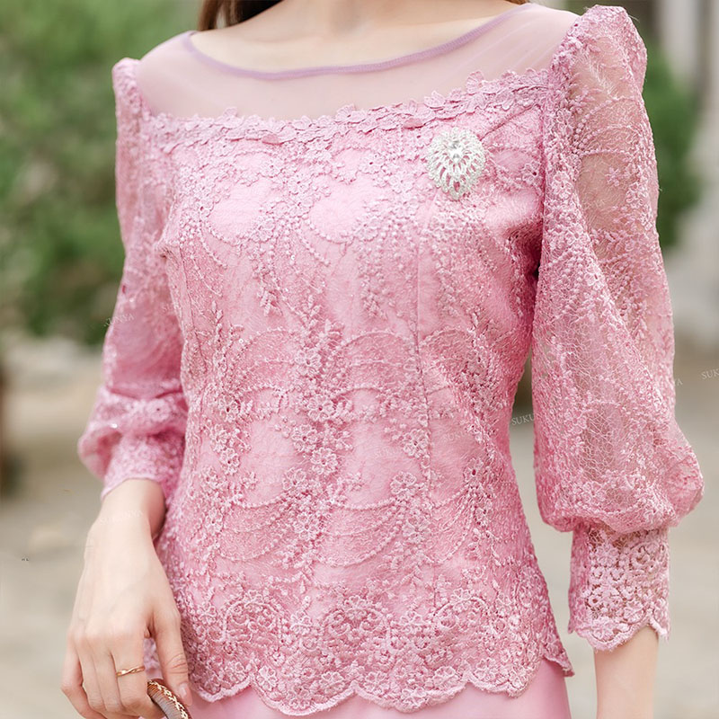 kudapy เดรสสั้นสีทอง/สีครีมทอง/สีชมพู ลูกไม้ทอปักวิ้งๆ เพิ่มความหรู ทรงคอปาดซีทรู ดีไซด์แขนบอลลูกเพิ่มผ้ามุ้งที่แขนป้องกันระคายผิว