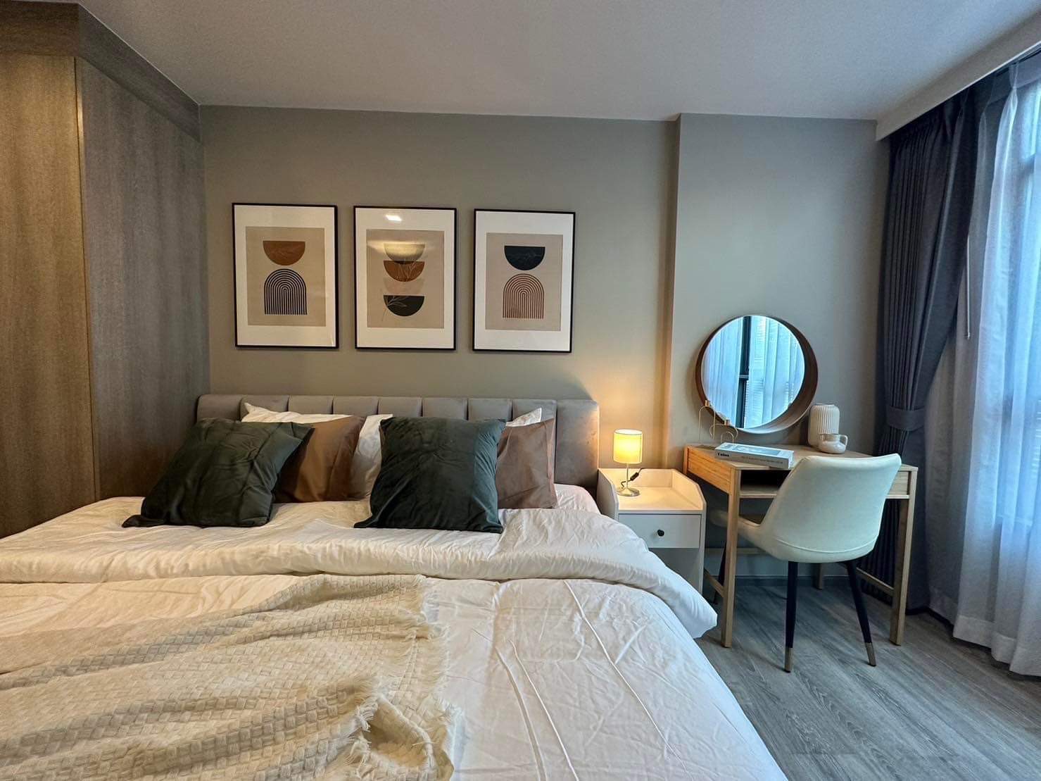 โซนพื้นที่ MRT รัชดา ให้เช่าห้องแบบ 1ห้องนอน 1ห้องน้ำ คอนโด Maestro 19 Ratchada 19 - Vipha (มาเอสโตร 19 รัชดา 19 - วิภา) Low Rise ขนาดห้อง 40 ตรม. ชั้น 2 ตึก C