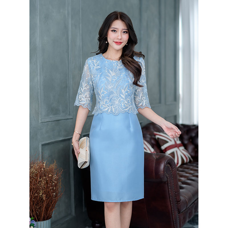 kudapy เดรสสั้นสสีชมพูนุ้ด/สีฟ้า/สีแดง ผ้าไหมลูกไม้ปักลายทูโทน งานดีไซน์เย็บคลุมด้วยเสื้อลูกไม้แขนศอก