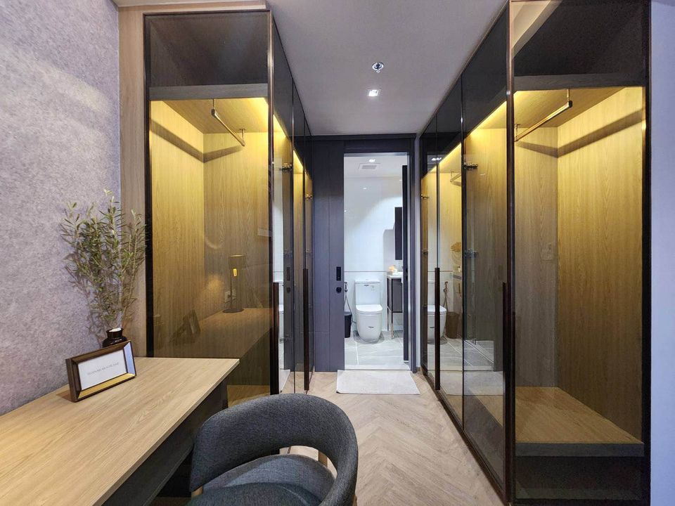 ให้เช่าคอนโด Chapter Chula - Samyan (แชปเตอร์ จุฬา - สามย่าน) - 2ห้องนอนหรือจะเป็น1ห้องทำงานก็ได้ ห้องสวยน่าอยู่ - การเดินทาง: ใกล้รถไฟฟ้า MRT สามย่าน - ใกล้ สามย่านมิตรทาวน์ จุฬาลงกรณ์มหาวิทยาลัย