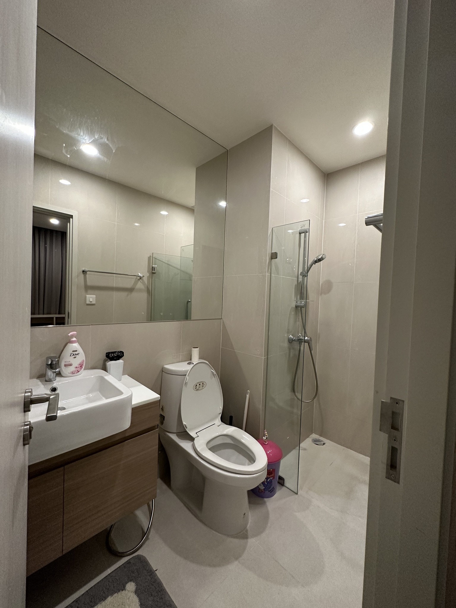 ให้เช่าคอนโด Noble Revolve Ratchada (โนเบิล รีวอลฟ์ รัชดา)