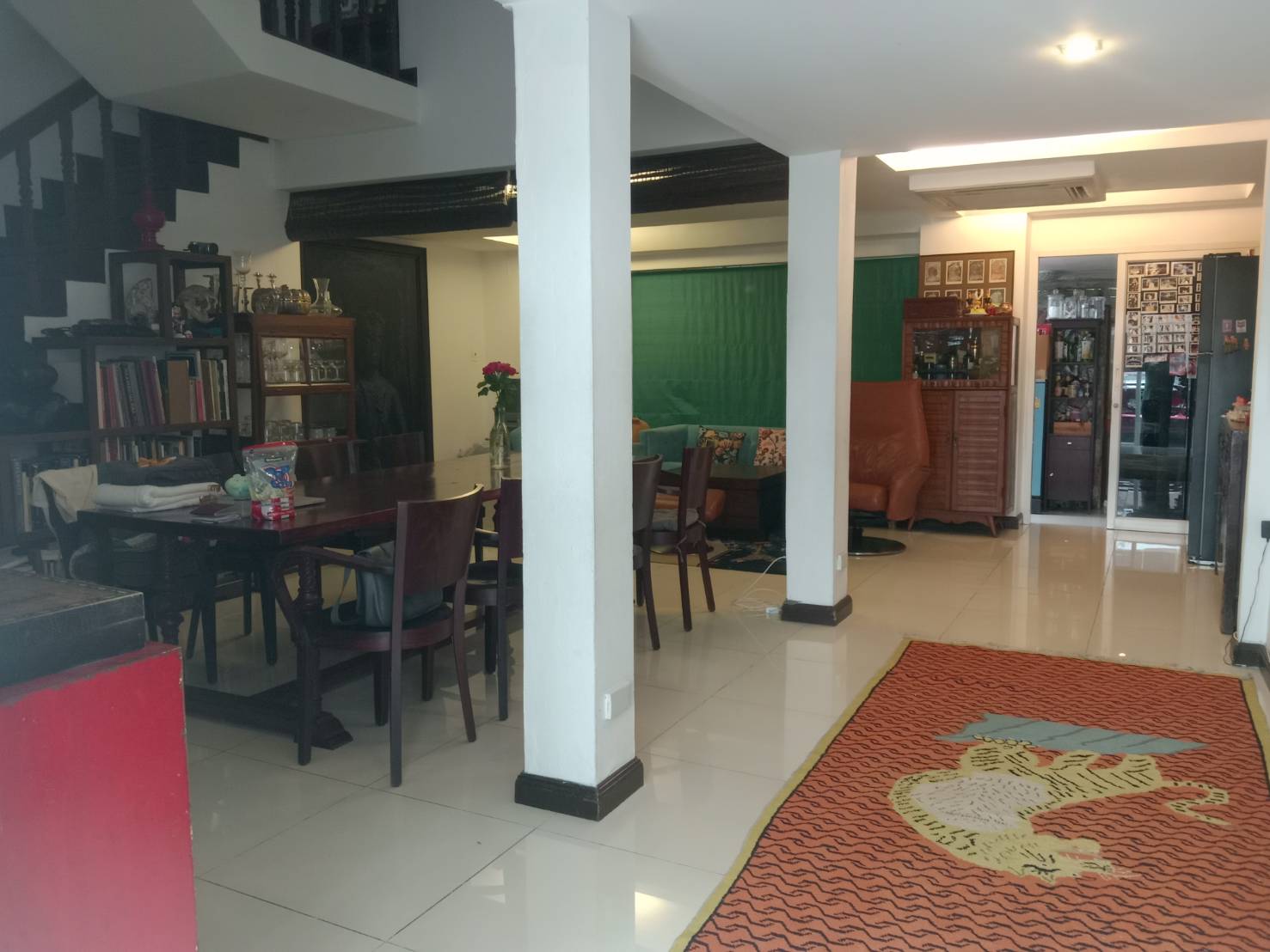 ปล่อยเช่าหมู่บ้าน Leo Classic Place (ลีโอคลาสสิค เพลส) สุขุมวิท 49และ39 - ทาวโฮม 3 ชั้น 3ห้องนอน 4ห้องน้ำ - 1ห้องเอนกประสงค์ (ดาดฟ้า) 1ห้องแม่บ้าน 1ห้องเก็บของ - ใกล้ BTS พร้อมพงษ์ - ขนาดห้อง 336 ตรม. ( 28 ตรว)