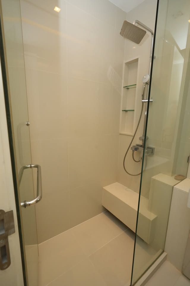 ปล่อยเช่า Equinox Phahol Vibha : คอนโดอีควิน็อคซ์ พหล-วิภา - โซนพื้นที่ BTS หมอชิต ห้าแยกลาดพร้าว 1ห้องนอน 1ห้องน้ำ 1ห้องนั่งเล่น - ขนาดห้อง 40 ตรม. ชั้น 33 - ให้เช่า 18,900 ต่อเดือน