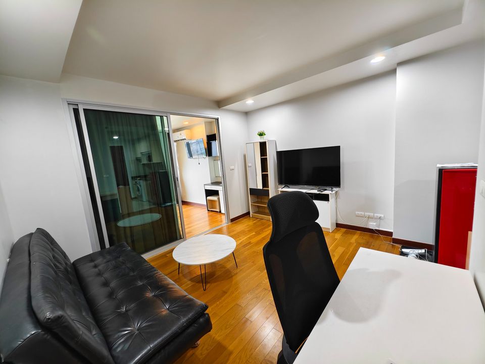 ปล่อยเช่าคอนโด แอ็บสแตร็กส์ พหลโยธิน พาร์ค (Abstracts Phahonyothin Park) - 1ห้องนอน 1ห้องน้ำ 1ห้องนั่งเล่น - ใกล้ BTS ห้าแยกลาดพร้าว - ขนาดห้อง 38 ตรม. ชั้น 21 ตึก A