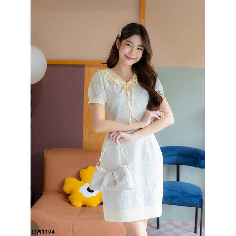 kudapy เดรสสั้นสีครีม/สีฟ้า/สีแดง ลูกไม้กะลาสีผูกโบว์