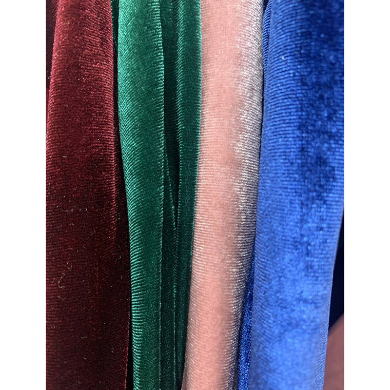 kudapy เดรสยาวสีแดง/สีนำ้เงิน/สีเขียว/สีชมพูโอรส/สีดำ ผ้ากำมะหยี่ เปิดไหล่ข้าง เดรสแต่งเหมือนผ้ามัดด้านหน้า ใส่ออกงานสวยดูดีมากๆ