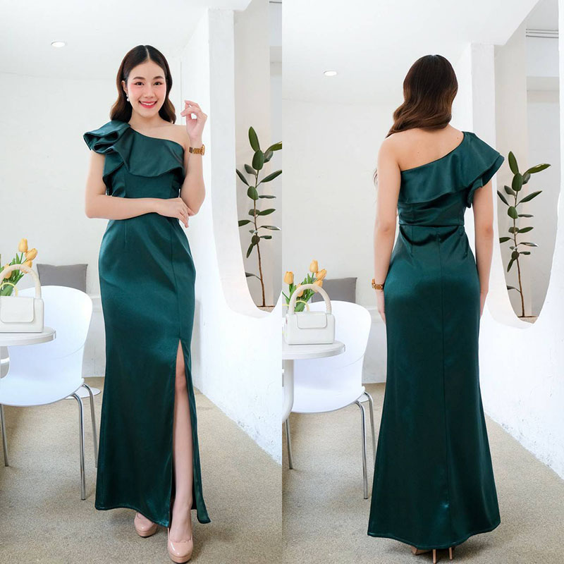 kudapy เดรสยาวสีกรม ครปเปอร์ เขียวเข้ม มิ้นท์ ส้มอิฐ แดง ทอง ชมพู เทา เปิดไหล่ข้าง แต่จีบแขนตุ๊กตาสวยดูดี