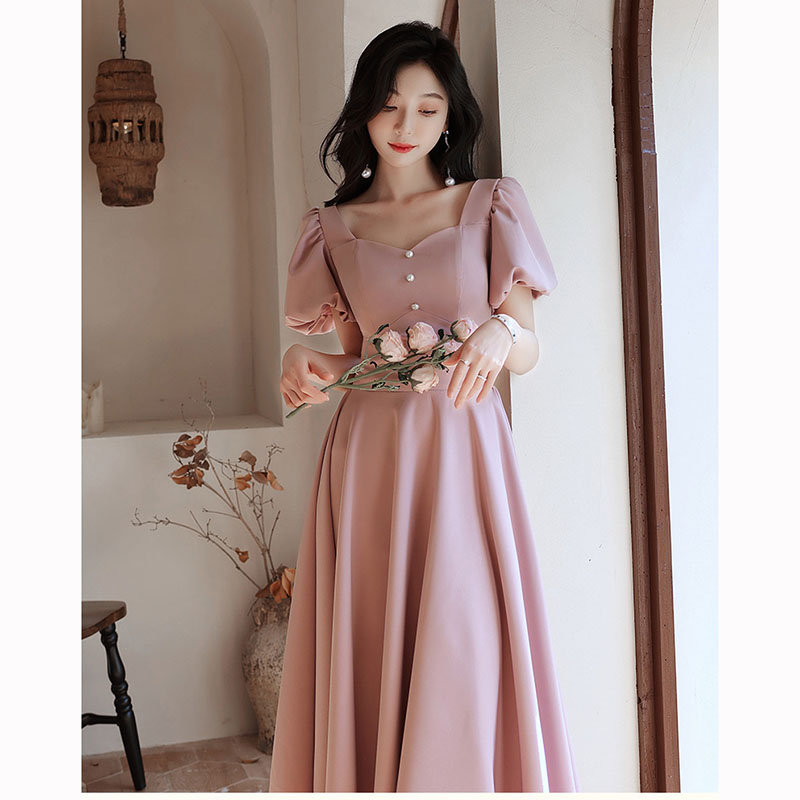 kudapy เดรสยาวสีชมพู เดรสสั้นแขนบอลลูนแต่งกระดุมมุกกระโปรงทรงบาน สวยหวาน เรียบหรู สวยดูดี สไตล์มินิมอล