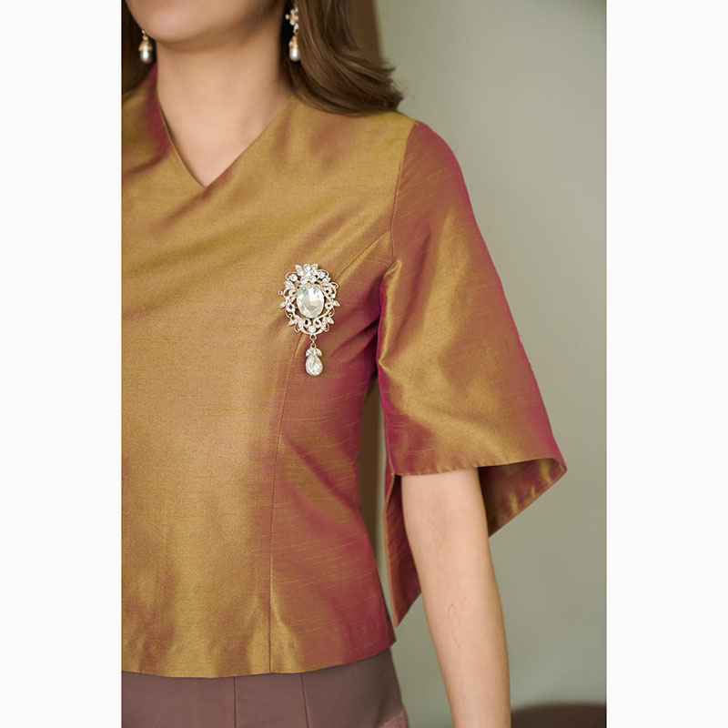 kudapy ชุดเซ็ทเสื้อผ้าไหมแพรทิพย์ สีทองไพรหม่นเขียว+ผ้าถุงผ้าฝ้ายทอลายแพรวากาฬสินธุ์