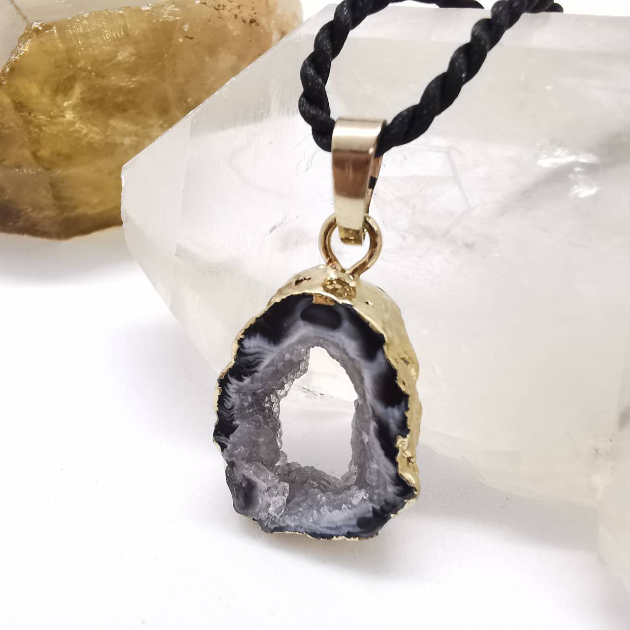 จี้หินจีโอตอาเกต Agate
