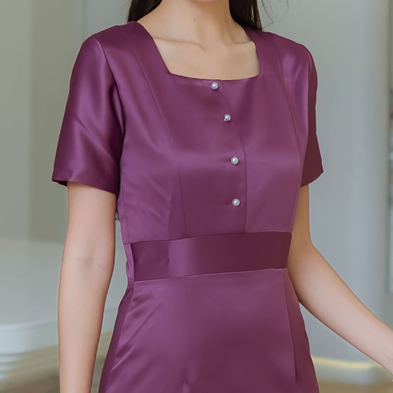 kudapy เดรสสั้นสีม่วง คอเหลี่ยม กระโปรงทรงสอบผ่าหลัง ผ้าjapan